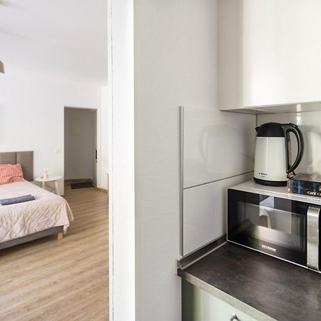 Central Apartment With Terrace And A Free Parking Duisburg Bagian luar foto