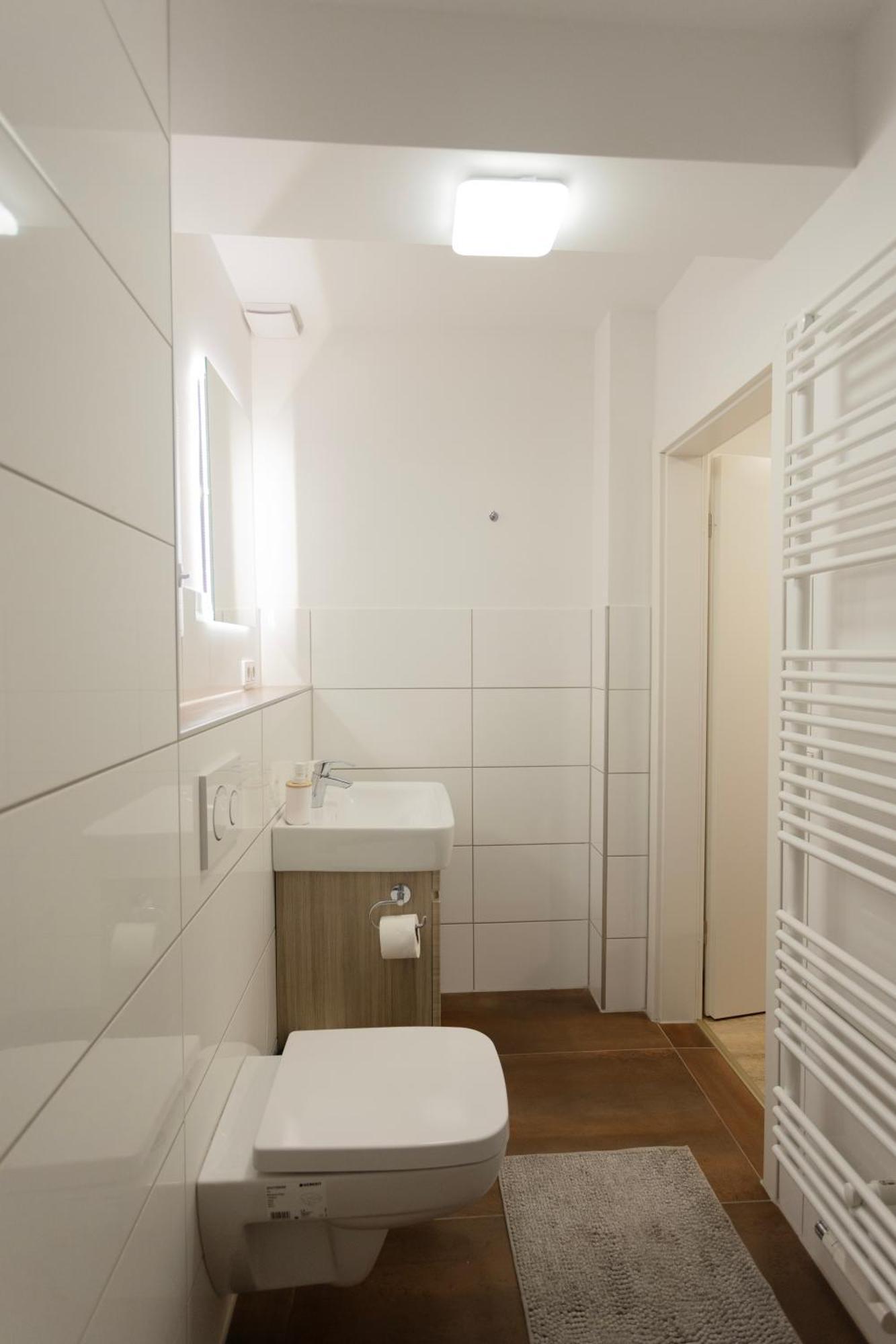 Central Apartment With Terrace And A Free Parking Duisburg Bagian luar foto