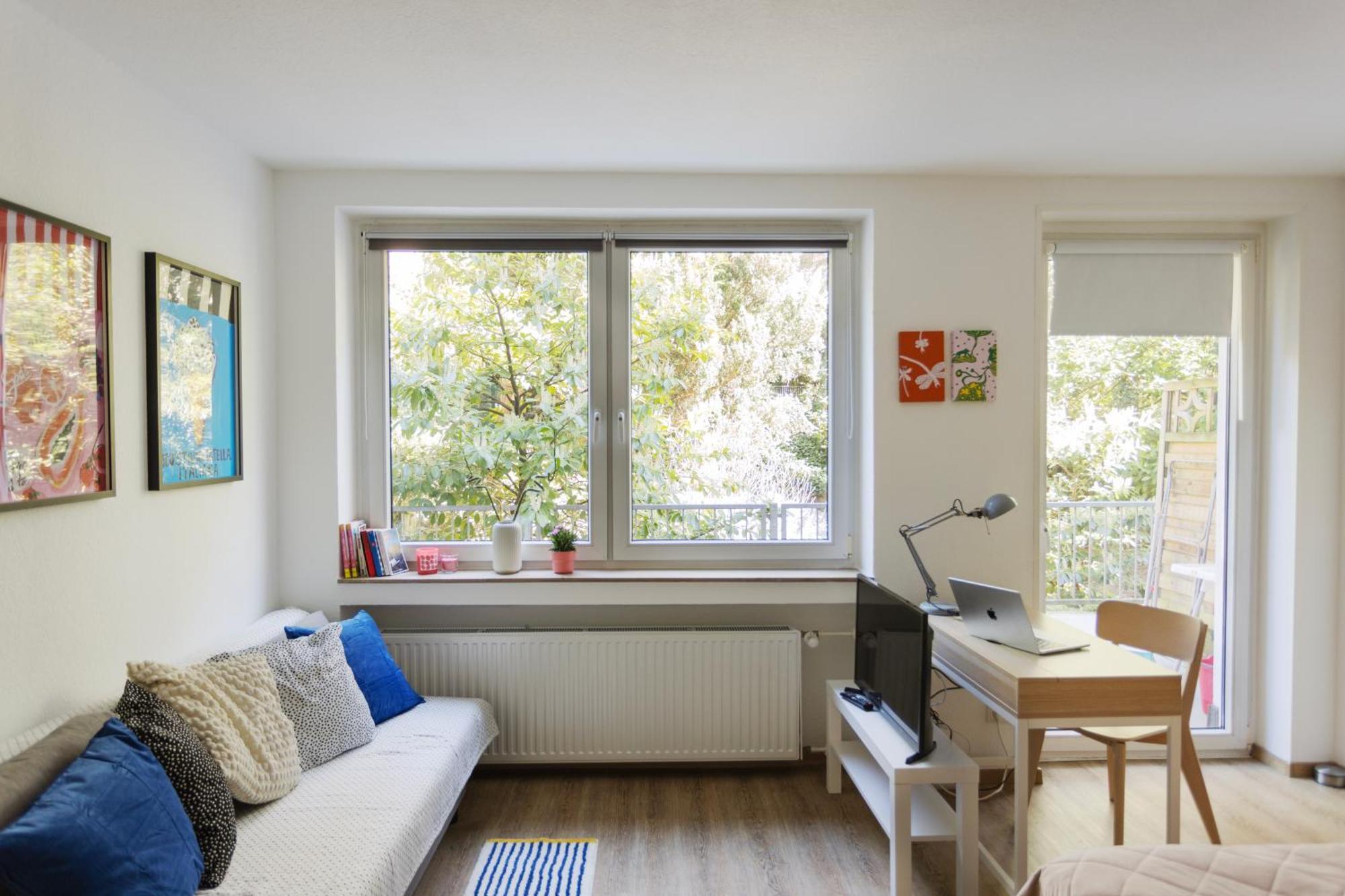 Central Apartment With Terrace And A Free Parking Duisburg Bagian luar foto